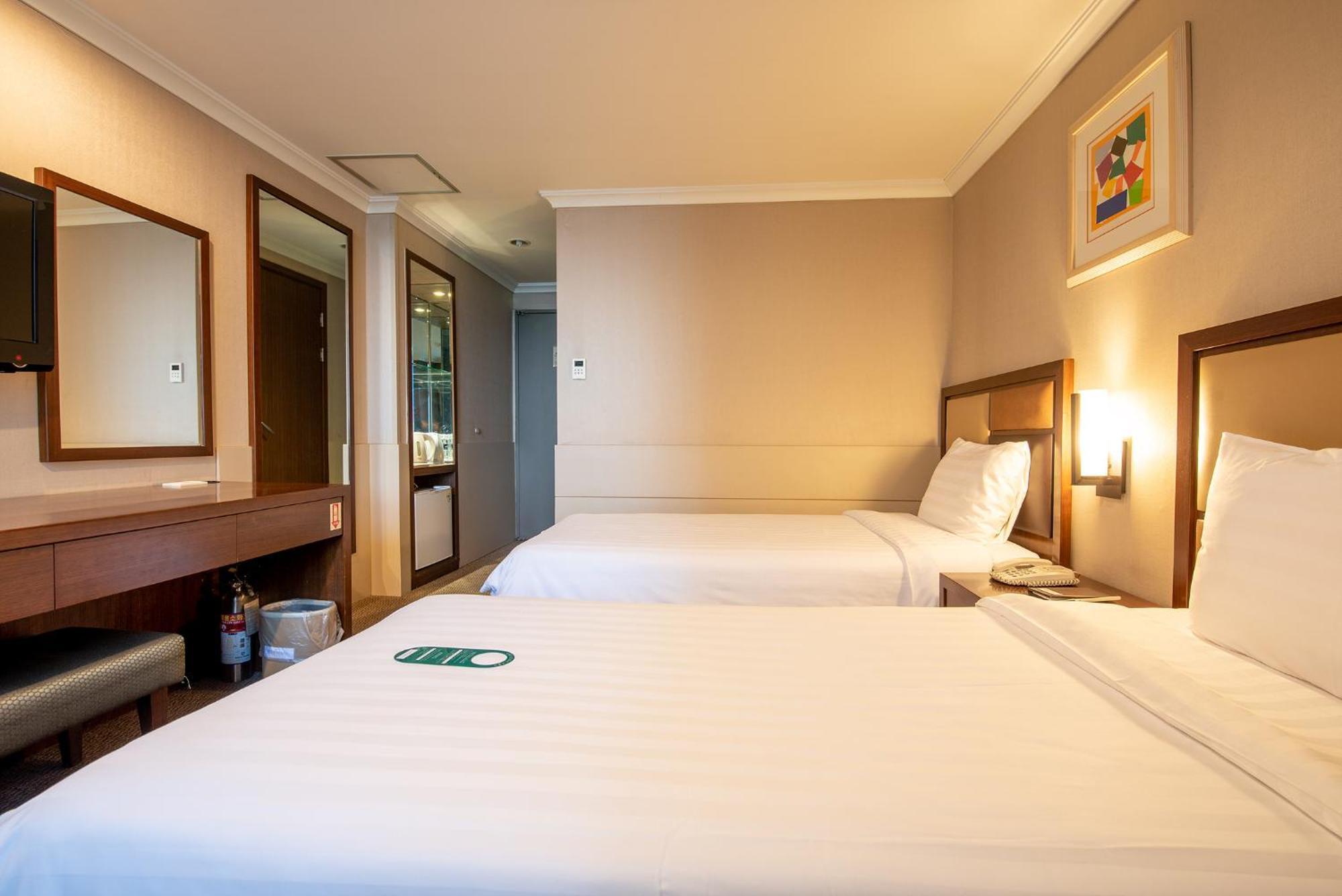 New Myeongdong 3* Seoul